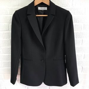 Tahari Women’s Full Suit - Classic Pinstripe